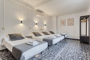 Hostal Bedmates
