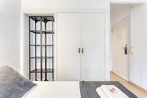 Hostal Bedmates
