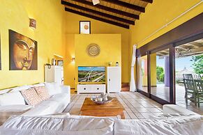 Mexican Style Villa With Private Pool, Free Utilities