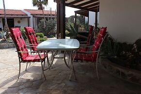2-bed Bungalow Sleeps 4