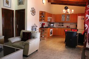 2-bed Bungalow Sleeps 4