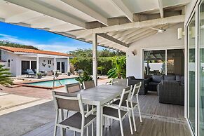Modern Villa Private Pool 4min to Beaches!