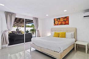 Modern Villa Private Pool 4min to Beaches!