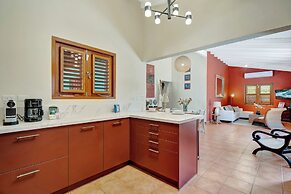 Secluded Villa With Pool3min to Beachfree Utilities