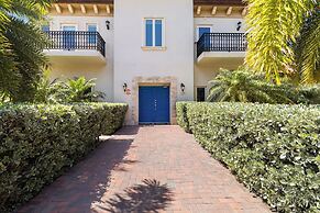 Upscale Ocean View Villa With Pool + Outdoor Kitchen