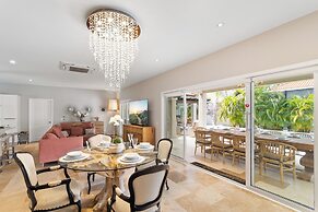 Upscale Ocean View Villa With Pool + Outdoor Kitchen