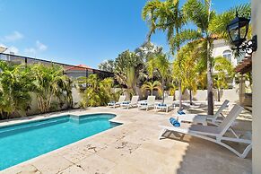 Upscale Ocean View Villa With Pool + Outdoor Kitchen