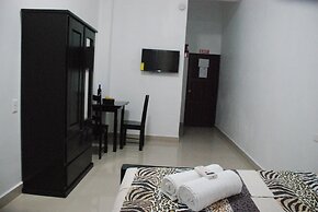 Hotel Coastalbay 2