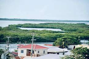 Hotel Coastalbay 2