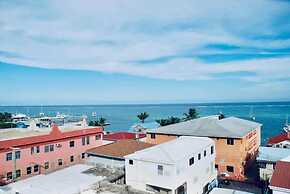 Hotel Coastalbay 2