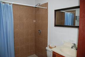 Hotel Coastalbay 2