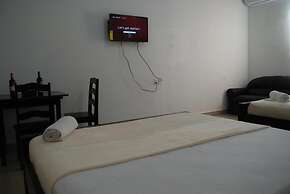 Hotel Coastalbay 2