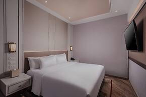 Aira Hotel Bangkok
