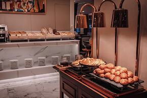 Aira Hotel Bangkok