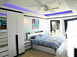 Sea View 16th Floor Condo at Jomtien Beach