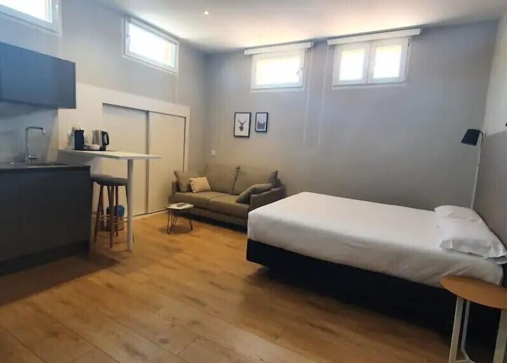 Real Segovia Apartments