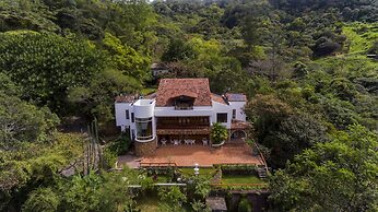 Hotel Don Ernesto by La Chimba
