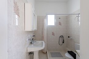Panoramic View House