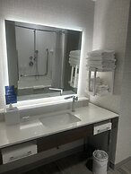 Hampton Inn by Hilton Kingston
