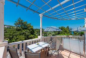 Villa Borna Apartments