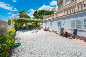 Villa Borna Apartments