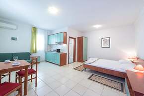 Villa Borna Apartments