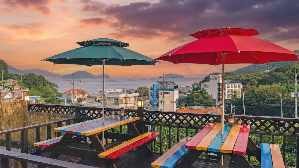 Geoje Araon Pension