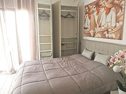 Apartment - Sleeps 2 - Parking - 5min To La Frasca