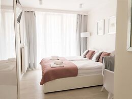 ICE Apartments