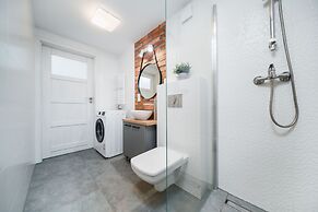 ICE Apartments