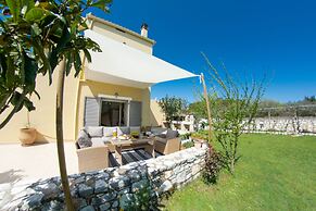 Giannakis Villa Corfu