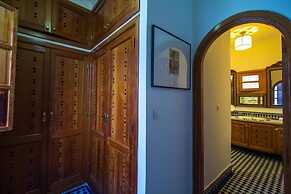 Room in B&B - Riad Authentic Palace & Spa - Suite Al Casaba