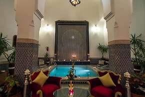 Room in B&B - Riad Authentic Palace & Spa - Jamiaa