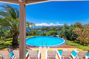 Longobardi Sea Front Villa Chania Greece