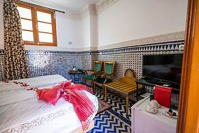Room in B&B - Riad Authentic Palace & Spa - Jawhara