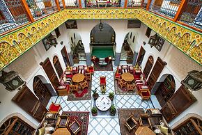 Room in B&B - Riad Authentic Palace & Spa - Kenza