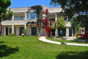 House Lemoni, Apartment C - Pelekas, Corfu