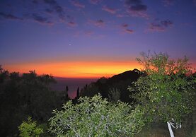 House Lemoni, Apartment B - Pelekas, Corfu
