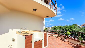 Sacbe by Stella Rentals