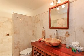 Sacbe by Stella Rentals