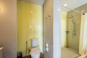 Holiday Ao Nang Beach Resort Krabi