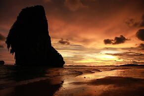 Holiday Ao Nang Beach Resort Krabi