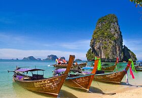 Holiday Ao Nang Beach Resort Krabi