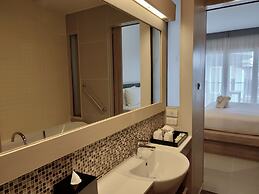 Holiday Ao Nang Beach Resort Krabi