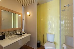 Holiday Ao Nang Beach Resort Krabi