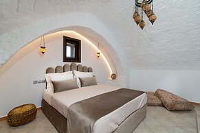 April Medieval Hotel