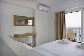 Sea Breeze Hotel