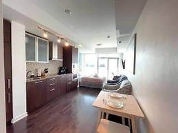 The Bay Suites - Entertainment Dist