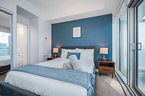 The Bay Suites - Entertainment Dist
