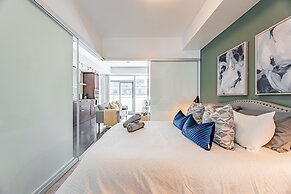 The Bay Suites - Entertainment Dist